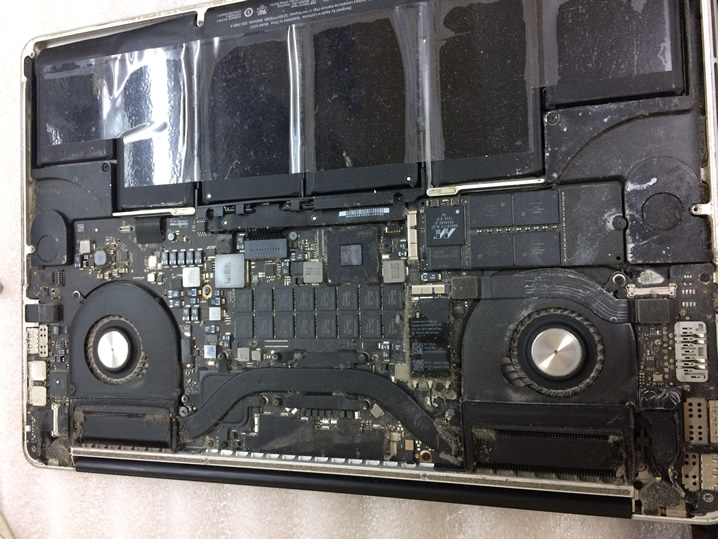 Чистка от пыли MacBook Pro A1398 Днепр